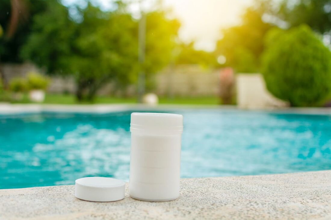 How to Calculate How Much Chlorine To Add To Your Pool