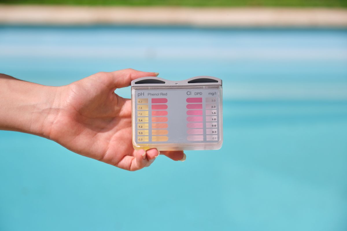 8 Pool Test Kit Tips To Test Your Water Accurately