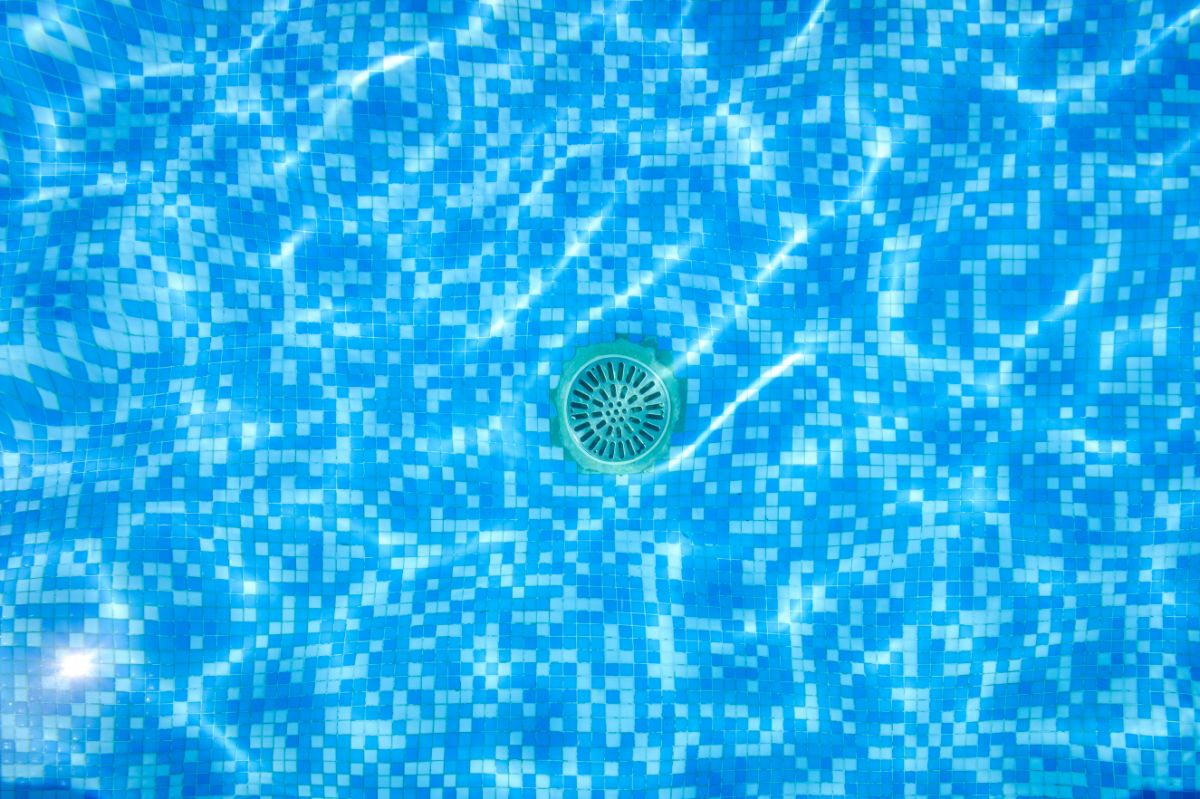 Safety Tips to Remember Before You Drain Your Pool